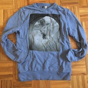 H&M skater crewneck sweatshirt